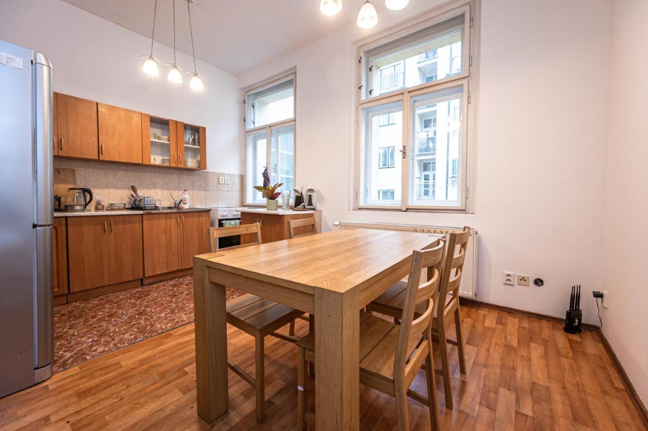 Apartment Lublanska 48 Praha Eksteriør bilde