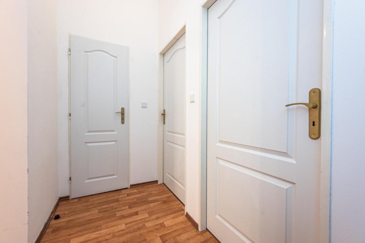 Apartment Lublanska 48 Praha Eksteriør bilde